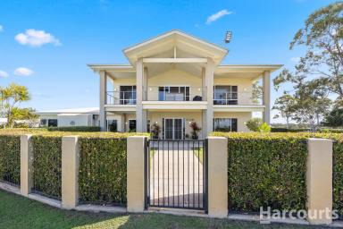 House For Sale - QLD - Burrum Heads - 4659 - ELEVATED OCEAN VIEWS  (Image 2)