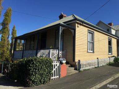 House Leased - TAS - West Hobart - 7000 - Spacious three bedroom home  (Image 2)