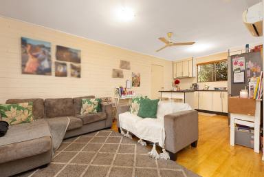 Unit Sold - QLD - Bucasia - 4750 - BEACHSIDE UNIT - Owner says Sell  (Image 2)