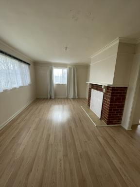House Leased - NSW - Batlow - 2730 - 3 bedroom house  (Image 2)