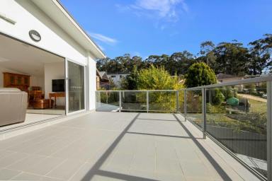 Duplex/Semi-detached For Lease - NSW - Long Beach - 2536 - Fully furnished and low maintenance  (Image 2)