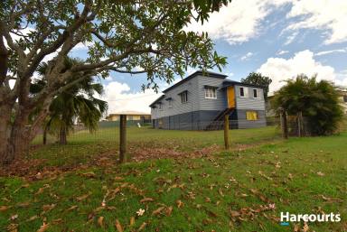 House Leased - QLD - Childers - 4660 - 3 Bedroom Family Home Prime Location  (Image 2)