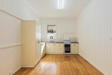 House Leased - QLD - East Toowoomba - 4350 - Beautiful Blue Chip Cottage Close to Toowoomba CBD  (Image 2)