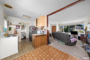 House Leased - TAS - West Moonah - 7009 - 3 Bedroom Family Home  (Image 2)