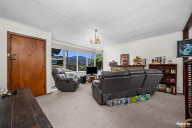 House Leased - TAS - West Moonah - 7009 - 3 Bedroom Family Home  (Image 2)