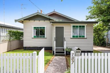 House Sold - QLD - Newtown - 4350 - Pretty as a Picture with Size, Space and Location Location!  (Image 2)