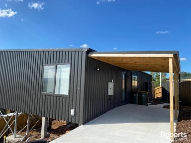 House Leased - TAS - Swansea - 7190 - Brand New Unit  (Image 2)