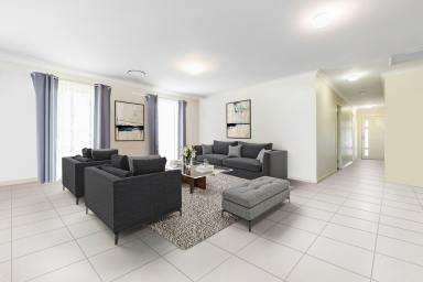 House For Sale - VIC - Mildura - 3500 - Modern Comfort and Style  (Image 2)