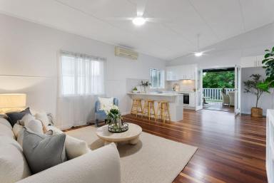 House Sold - QLD - Eastern Heights - 4305 - FULLY RENOVATED SPLIT-LEVEL BRICK HOME - DREAM DECK OVERLOOKS FAMILY-SIZED BACKYARD  (Image 2)
