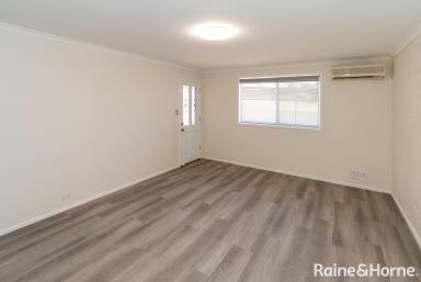 House Leased - NSW - Forest Hill - 2651 - RENOVATED UNIT IN QUIET LOCATION  (Image 2)