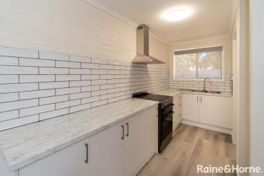 House Leased - NSW - Forest Hill - 2651 - RENOVATED UNIT IN QUIET LOCATION  (Image 2)