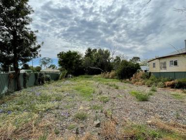 Residential Block For Sale - NSW - Moree - 2400 - Invest Or Develop!  (Image 2)