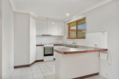 House Leased - QLD - Kearneys Spring - 4350 - Spacious Family Home  (Image 2)