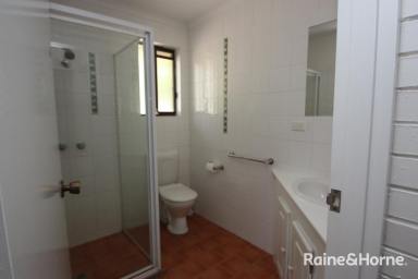 Unit For Lease - NSW - Wagga Wagga - 2650 - CAN'T BEAT CRAMPTON  (Image 2)