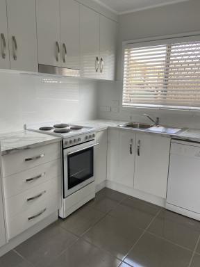 House Leased - QLD - Mackay - 4740 - 2 BEDROOM UNIT CLOSE TO TOWN  (Image 2)