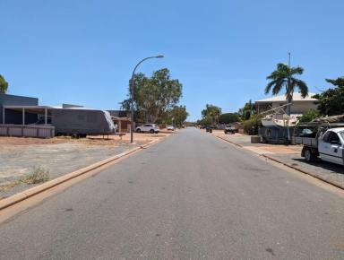Residential Block For Sale - WA - Bulgarra - 6714 - Large R40 zoned vacant land, 3 minute walk from CBD  (Image 2)