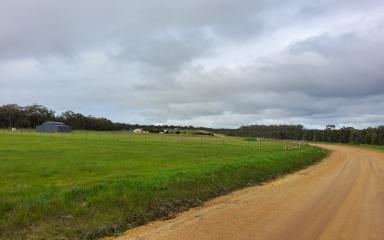Residential Block For Sale - WA - Mount Barker - 6324 - Rural Retreat with Views  (Image 2)