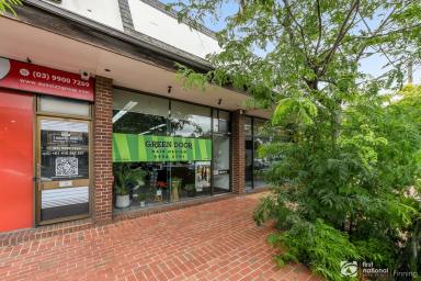 Retail Sold - VIC - Cranbourne - 3977 - Great Position  (Image 2)
