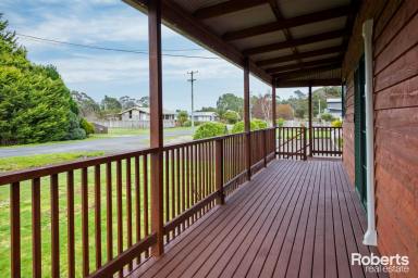 House For Sale - TAS - Strahan - 7468 - Renovated 3 bedroom home in ideal location!  (Image 2)