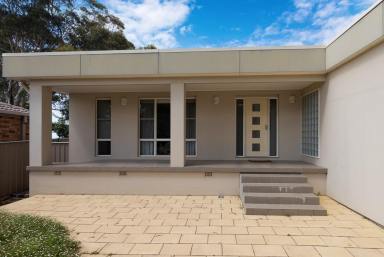 House Sold - NSW - Surfside - 2536 - Modern Home, Million Dollar Views  (Image 2)