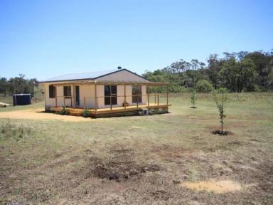 House Leased - NSW - Merriwa - 2329 - Rural House for Lease.  (Image 2)