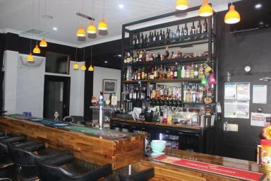 Business For Sale - VIC - Elmore - 3558 - FREEHOLD PUB WITH ADDITIONAL OPTIONS (ACCOMMODATION/RESIDENCE/CAFE)  (Image 2)