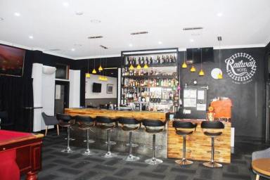 Business For Sale - VIC - Elmore - 3558 - FREEHOLD PUB WITH ADDITIONAL OPTIONS (ACCOMMODATION/RESIDENCE/CAFE)  (Image 2)