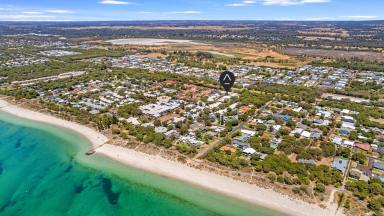 Unit Sold - WA - Broadwater - 6280 - Reduced - Broadwater Beachside - Resort Holiday Unit with Bonus Income  (Image 2)