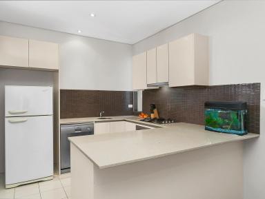 Unit Leased - NSW - Wollongong - 2500 - Spacious contemporary apartment with city views  (Image 2)