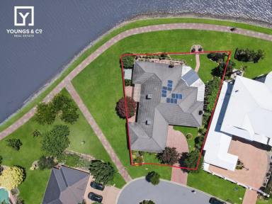 House For Sale - VIC - Kialla - 3631 - Well Crafted 4-Bedroom + Study  - An Oasis with Breathtaking Lake Kialla Views  (Image 2)