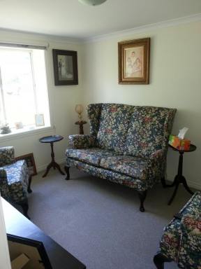 House Sold - VIC - Penshurst - 3289 - Calling all tradies  (Image 2)