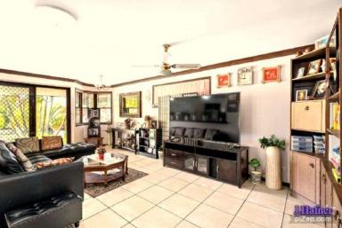 House For Sale - QLD - Geebung - 4034 - 5 BEDROOM HOME IN SOUGHT AFTER ASPLEY PARK ESTATE  (Image 2)