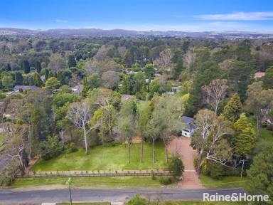 House For Sale - NSW - Burradoo - 2576 - Offers Invited on This Exceptional Burradoo Property  (Image 2)