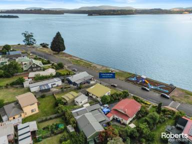 House Sold - TAS - Beauty Point - 7270 - Rare Find on the Esplanade  (Image 2)