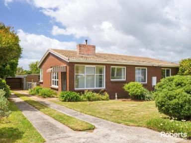 House Sold - TAS - Devonport - 7310 - Family Friendly Gem in a Tightly Held Neighbourhood  (Image 2)