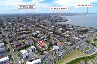 Block of Units For Sale - NSW - Maroubra - 2035 - PRIME BEACH LOCATION - CURRENTLY 4 X 2B UNITS - DEVELOPMENT OPPORTUNITY (STCA) - UNOBSTRUCTED VIEWS OF THE OCEAN  (Image 2)