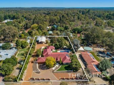 House Sold - WA - Mundaring - 6073 - One Acre Bliss - A Feature Packed Family Package!  (Image 2)