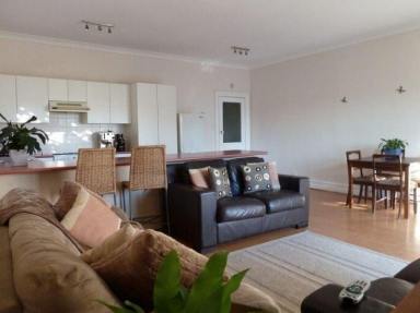 House Leased - VIC - Hawthorn - 3122 - NEW LISTING - HAWTHORN 3 BEDROOMS  (Image 2)