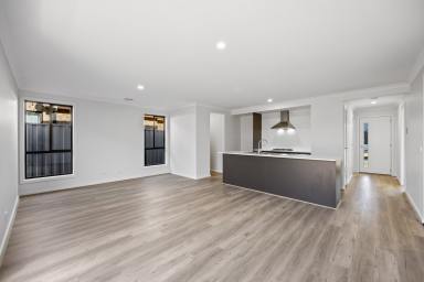 House Leased - VIC - Winter Valley - 3358 - BRAND NEW 3 BEDROOM, 2 BATHROOM DOUBLE GARAGE IN POPULAR ESTATE  (Image 2)
