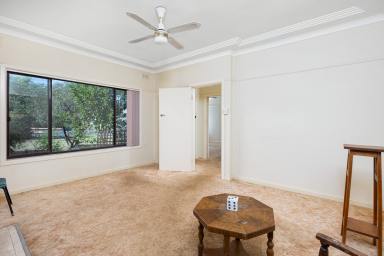 House Sold - NSW - Temora - 2666 - LOCATION, LOCATION, LOCATION!!  (Image 2)