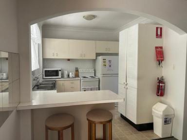 Unit For Lease - NSW - Forster - 2428 - TWO BEDROOM UNIT – IDEAL FORSTER LOCATION  (Image 2)
