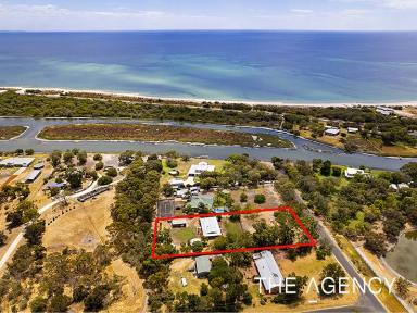 House Sold - WA - Wonnerup - 6280 - COASTAL COUNTRY LIFESTYLE – 4 X 2 on 1 Acre close to the beach  (Image 2)