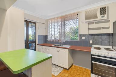 Block of Units For Sale - QLD - Westcourt - 4870 - Rare Opportunity - 4 x 2 Bedroom Units - Renovate and Reap the Rewards!  (Image 2)