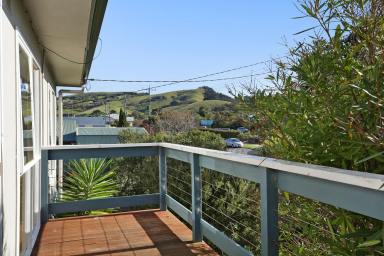 House Sold - VIC - Apollo Bay - 3233 - Vendor must sell  (Image 2)