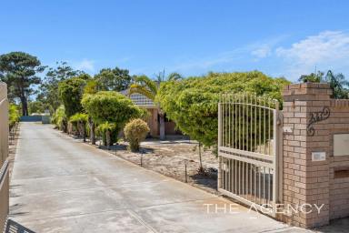 Acreage/Semi-rural Sold - WA - Wanneroo - 6065 - They’re just not making land anymore ..  (Image 2)