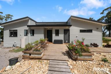 House For Sale - TAS - Primrose Sands - 7173 - Fabulous acreage opportunity with wildlife habitat and stunning water views  (Image 2)