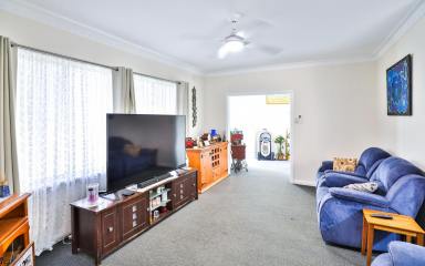 House Sold - VIC - Merbein - 3505 - NEAT & TIDY  (Image 2)