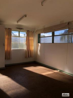 Unit Leased - VIC - Yarram - 3971 - Cosy unit close to all amenities.  (Image 2)