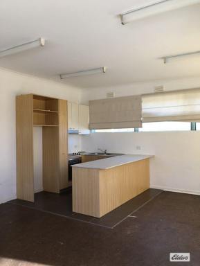 Unit Leased - VIC - Yarram - 3971 - Cosy unit close to all amenities.  (Image 2)