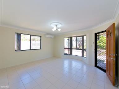 Duplex/Semi-detached Sold - QLD - Brassall - 4305 - Owners directions are to SELL!  (Image 2)